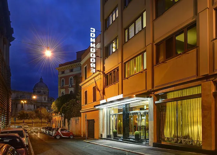 Hotel Commodore